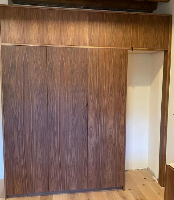 Walk-in closet